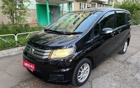 Honda Freed I, 2012 год, 855 000 рублей, 3 фотография