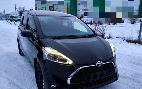 Toyota Sienta II, 2021 год, 1 399 990 рублей, 10 фотография