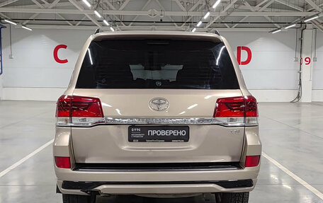 Toyota Land Cruiser 200, 2008 год, 2 180 000 рублей, 10 фотография
