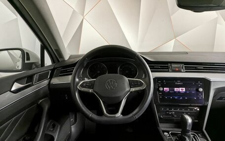 Volkswagen Passat B8 рестайлинг, 2021 год, 2 630 000 рублей, 19 фотография