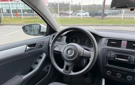 Volkswagen Jetta VI, 2012 год, 595 000 рублей, 6 фотография