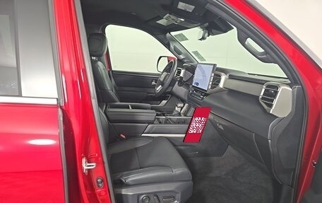 Toyota Tundra, 2025 год, 5 800 000 рублей, 7 фотография