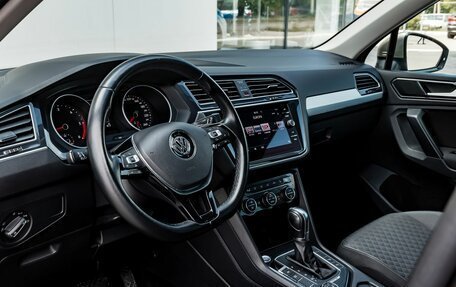 Volkswagen Tiguan II, 2017 год, 2 340 000 рублей, 12 фотография