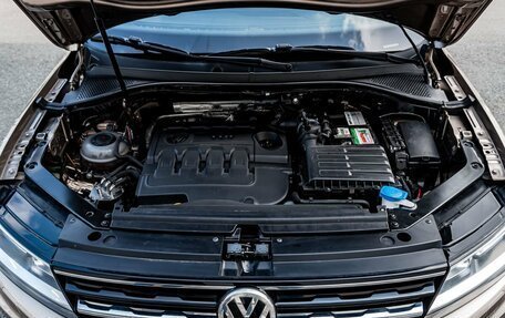 Volkswagen Tiguan II, 2017 год, 2 340 000 рублей, 10 фотография