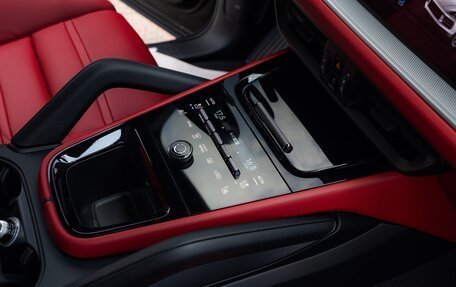 Porsche Cayenne III, 2024 год, 15 200 000 рублей, 26 фотография