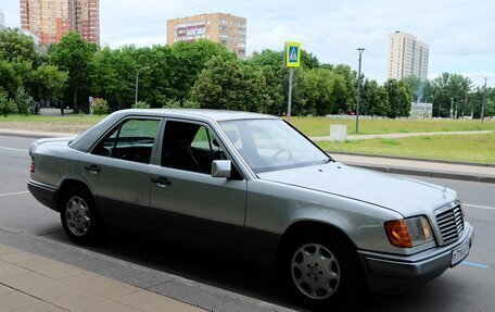 Mercedes-Benz E-Класс, 1993 год, 600 000 рублей, 6 фотография