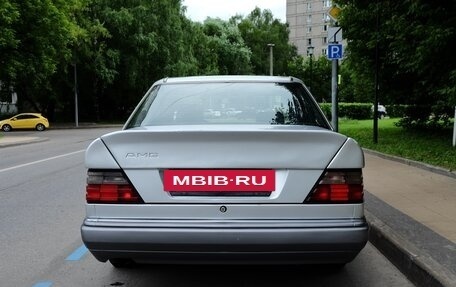 Mercedes-Benz E-Класс, 1993 год, 600 000 рублей, 4 фотография