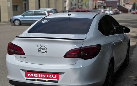 Opel Astra J, 2013 год, 385 000 рублей, 3 фотография