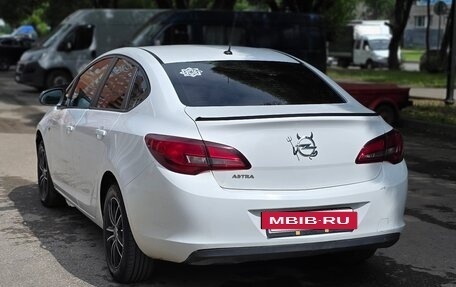 Opel Astra J, 2013 год, 385 000 рублей, 5 фотография