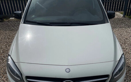 Mercedes-Benz B-Класс, 2015 год, 1 500 000 рублей, 2 фотография