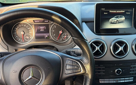 Mercedes-Benz B-Класс, 2015 год, 1 500 000 рублей, 4 фотография