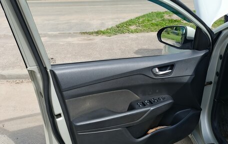 Hyundai Solaris II рестайлинг, 2019 год, 1 169 000 рублей, 12 фотография