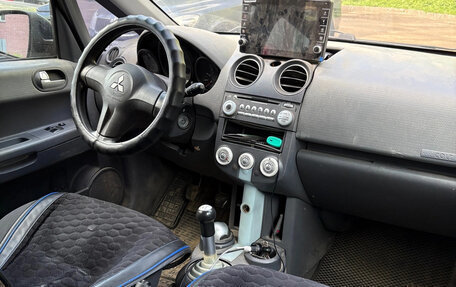 Mitsubishi Colt VI рестайлинг, 2005 год, 220 000 рублей, 6 фотография