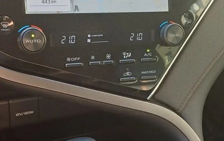Toyota Camry, 2018 год, 3 000 000 рублей, 6 фотография