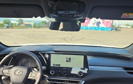 Lexus RX IV рестайлинг, 2023 год, 12 300 000 рублей, 14 фотография