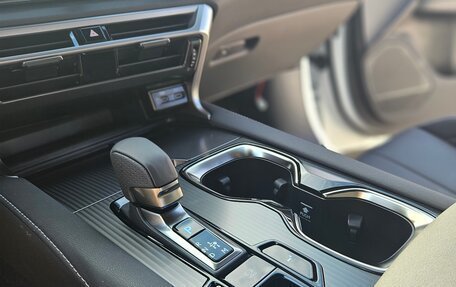 Lexus RX IV рестайлинг, 2023 год, 12 300 000 рублей, 25 фотография