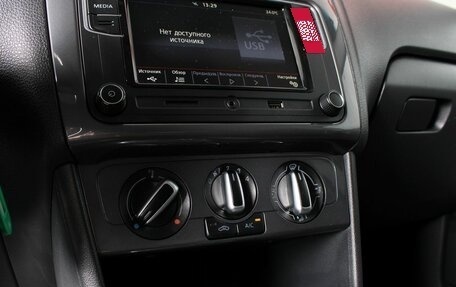Volkswagen Polo VI (EU Market), 2018 год, 1 400 000 рублей, 20 фотография
