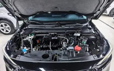 Honda Vezel, 2023 год, 1 764 980 рублей, 20 фотография
