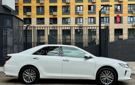 Toyota Camry, 2016 год, 1 990 000 рублей, 2 фотография