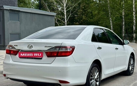 Toyota Camry, 2016 год, 1 990 000 рублей, 3 фотография