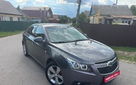 Chevrolet Cruze II, 2010 год, 380 000 рублей, 1 фотография