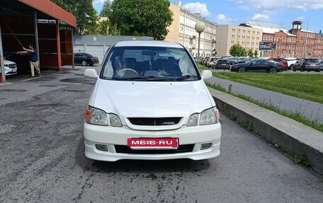 Toyota Gaia, 2002 год, 530 000 рублей, 2 фотография