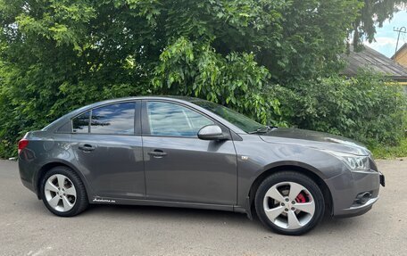 Chevrolet Cruze II, 2010 год, 380 000 рублей, 5 фотография