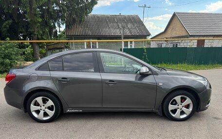 Chevrolet Cruze II, 2010 год, 380 000 рублей, 11 фотография