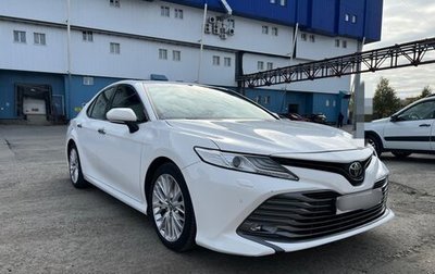 Toyota Camry, 2018 год, 2 600 000 рублей, 1 фотография