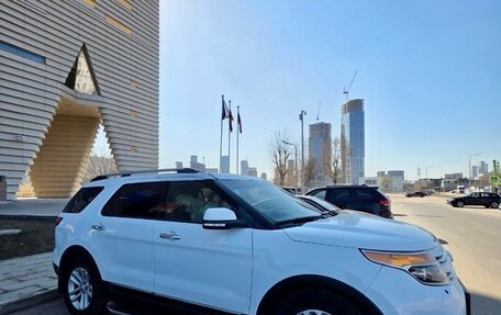 Ford Explorer VI, 2013 год, 2 050 000 рублей, 2 фотография