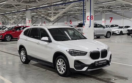 BMW X1, 2020 год, 3 030 000 рублей, 3 фотография