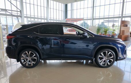 Lexus RX IV рестайлинг, 2021 год, 5 490 000 рублей, 4 фотография