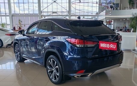 Lexus RX IV рестайлинг, 2021 год, 5 490 000 рублей, 7 фотография