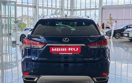 Lexus RX IV рестайлинг, 2021 год, 5 490 000 рублей, 6 фотография