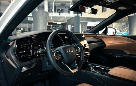 Lexus RX IV рестайлинг, 2025 год, 7 990 000 рублей, 10 фотография