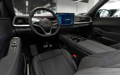 Volkswagen Teramont, 2026 год, 6 050 000 рублей, 29 фотография