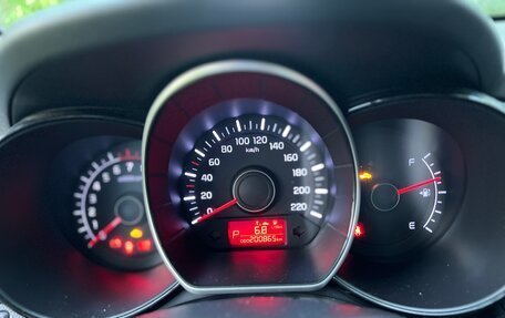 KIA Rio III рестайлинг, 2011 год, 700 000 рублей, 10 фотография
