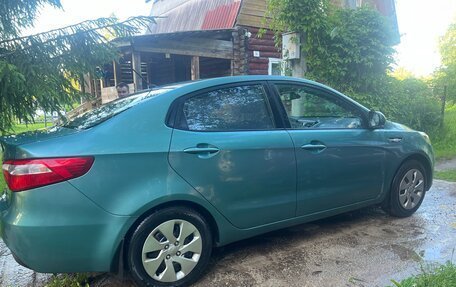 KIA Rio III рестайлинг, 2011 год, 700 000 рублей, 5 фотография