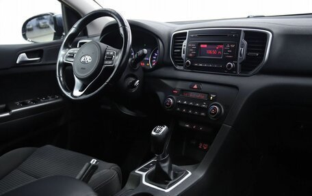 KIA Sportage IV рестайлинг, 2018 год, 1 670 000 рублей, 12 фотография