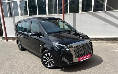 Mercedes-Benz Vito, 2024 год, 7 900 000 рублей, 3 фотография