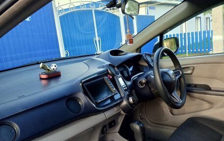 Honda Insight II рестайлинг, 2009 год, 680 000 рублей, 4 фотография