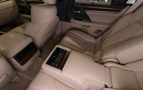 Lexus LX III, 2016 год, 6 500 000 рублей, 18 фотография