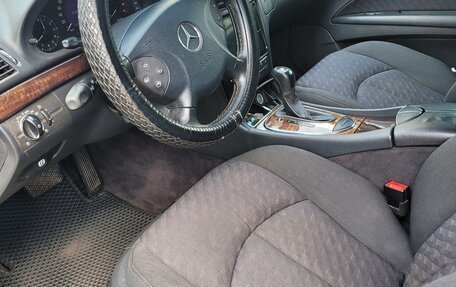 Mercedes-Benz E-Класс, 2004 год, 800 000 рублей, 15 фотография