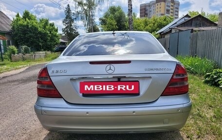 Mercedes-Benz E-Класс, 2004 год, 800 000 рублей, 5 фотография