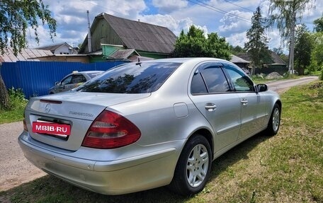 Mercedes-Benz E-Класс, 2004 год, 800 000 рублей, 4 фотография