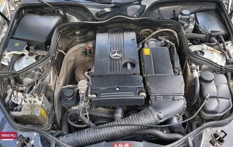 Mercedes-Benz E-Класс, 2004 год, 800 000 рублей, 14 фотография
