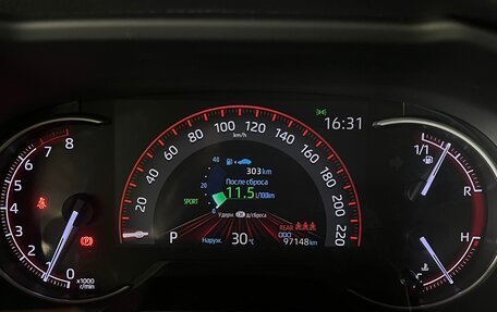 Toyota RAV4, 2021 год, 3 350 000 рублей, 2 фотография