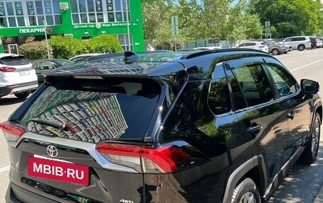 Toyota RAV4, 2021 год, 3 350 000 рублей, 18 фотография