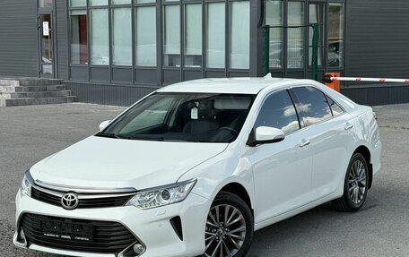 Toyota Camry, 2015 год, 2 199 000 рублей, 2 фотография