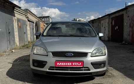 Ford Focus II рестайлинг, 2005 год, 275 000 рублей, 1 фотография
